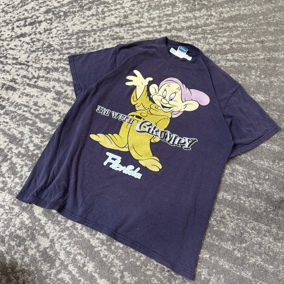 Disney “i’m with grumpy” florida Grumpy Dwarf purple T-Shirt - Picture 1 of 5